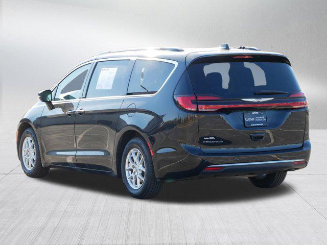 2022 chrysler pacifica touring l