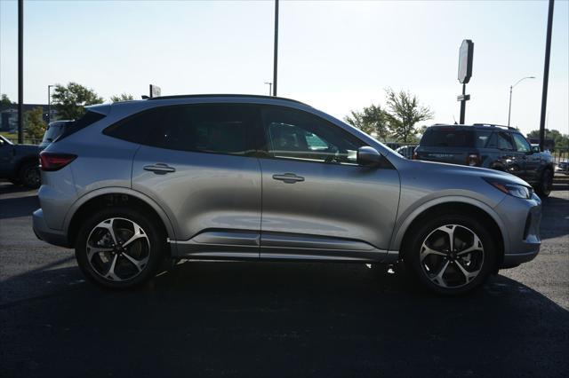 2024 ford escape st-line select