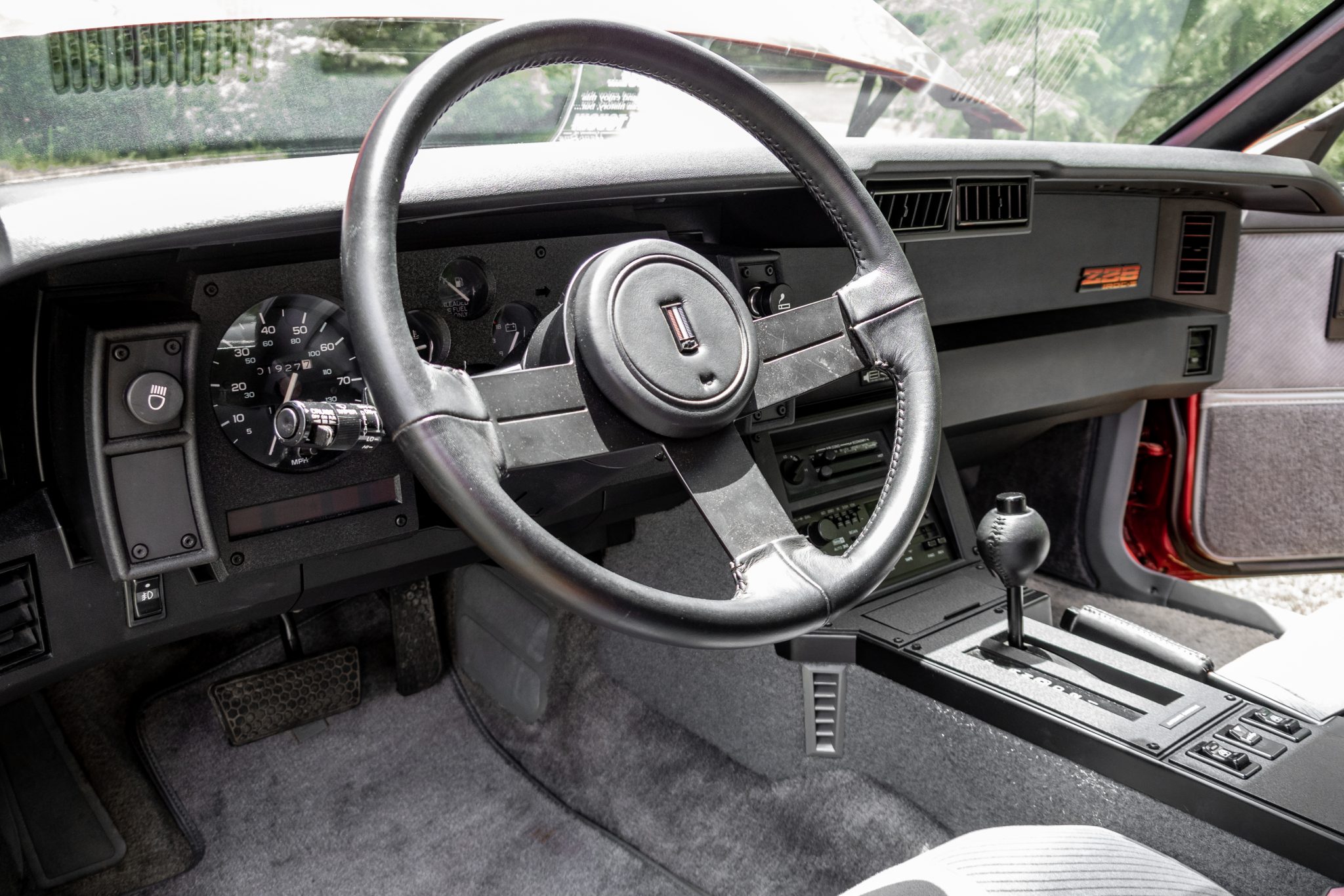 1985 chevrolet camaro z/28 iroc-z