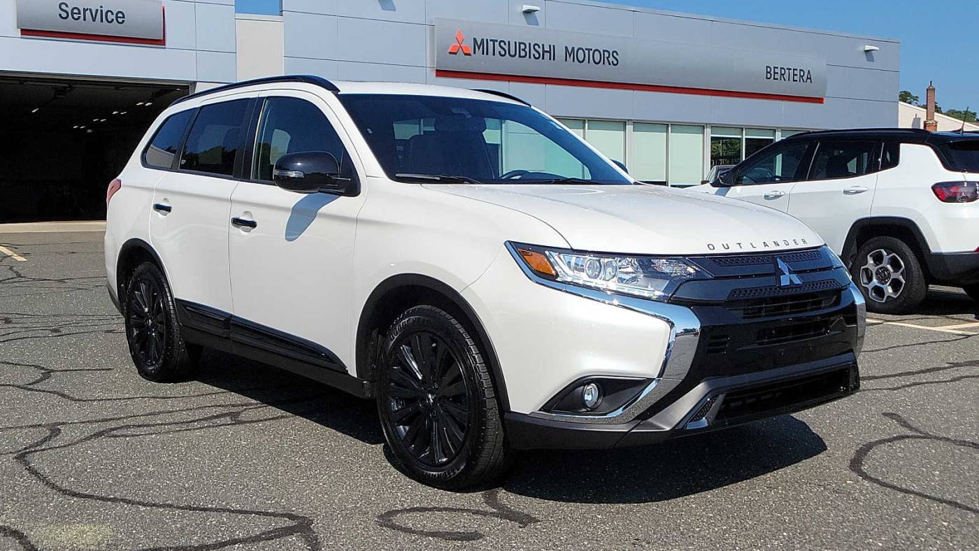 2020 mitsubishi outlander le