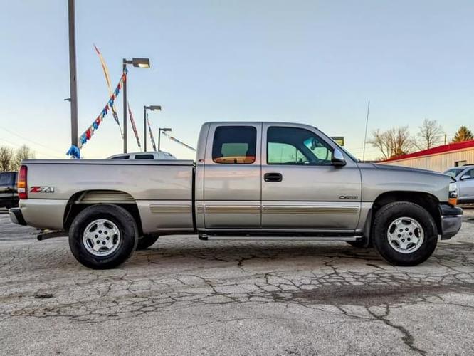 2001 chevrolet silverado 1500 extended cab short bed in blue springs, missouri