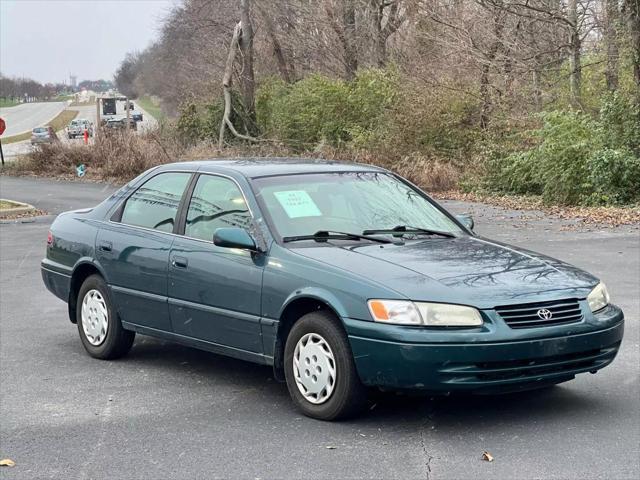 1997 toyota camry le