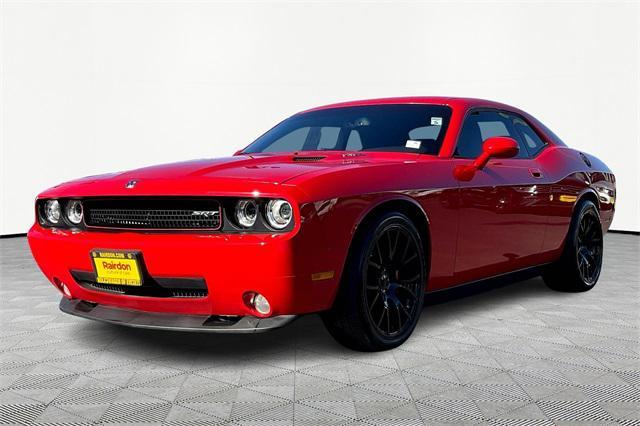 2010 dodge challenger srt8