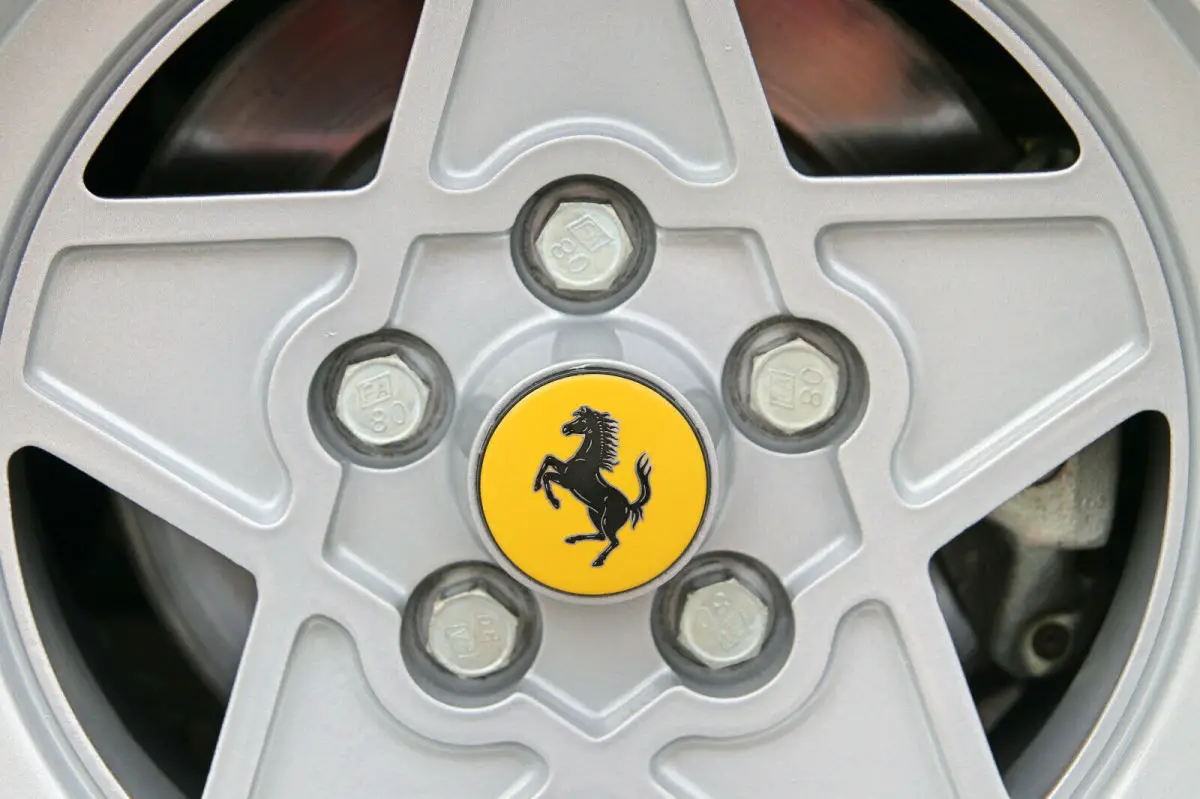 1975 ferrari 308 gt4 - for auction - beautiful car
