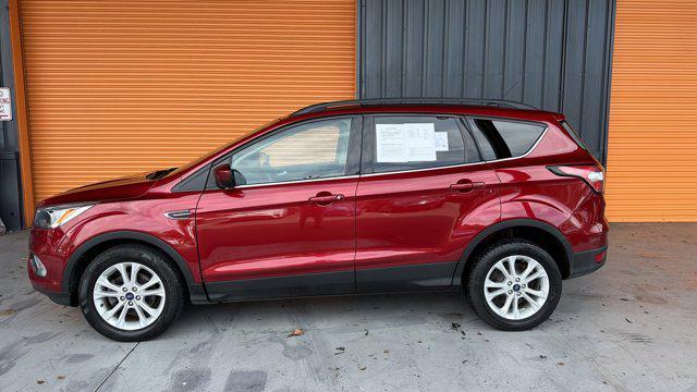2018 ford escape se