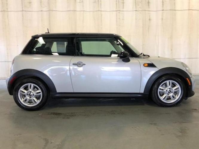 2013 mini hardtop cooper cooper 2dr hatchback for sale in westbrook, maine