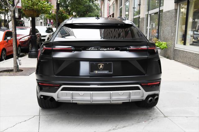 2021 lamborghini urus suv