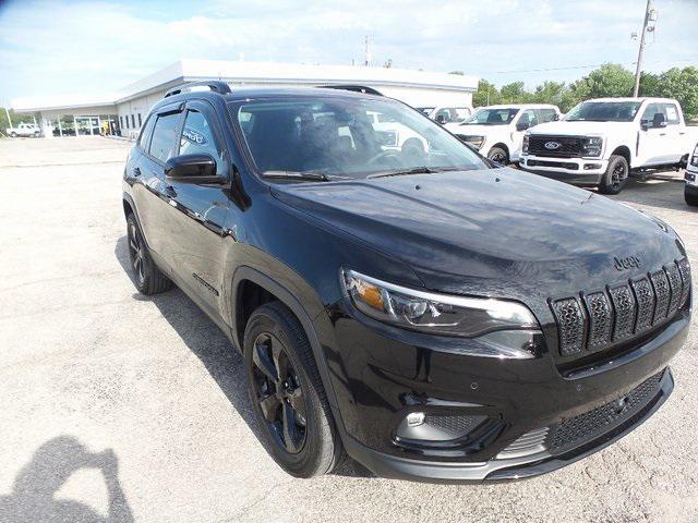 2023 jeep cherokee altitude lux