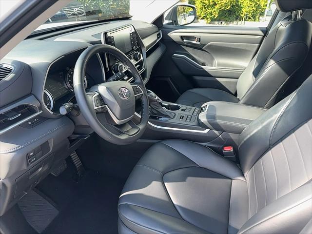2022 toyota highlander xle