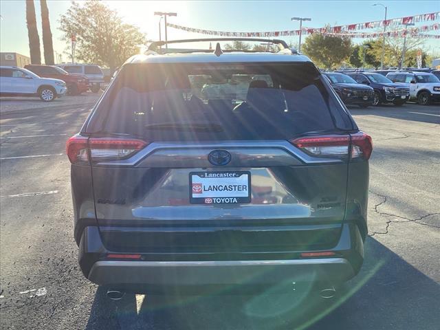 2021 toyota rav4 hybrid se