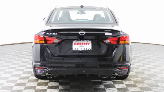 2025 Nissan Altima
