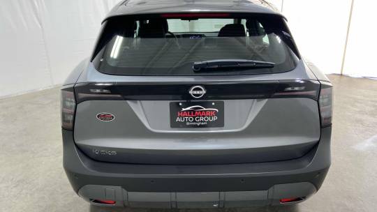 2025 Nissan Kicks s