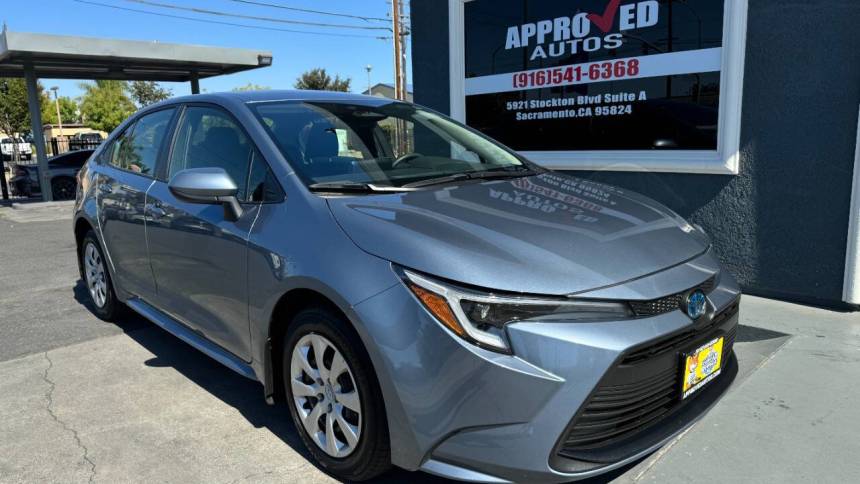 2023 toyota corolla hybrid le