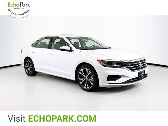 2022 volkswagen passat 2.0t se