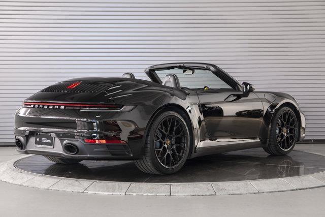 2023 porsche 911 carrera
