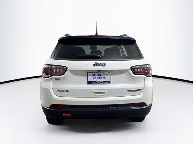 2021 jeep compass trailhawk