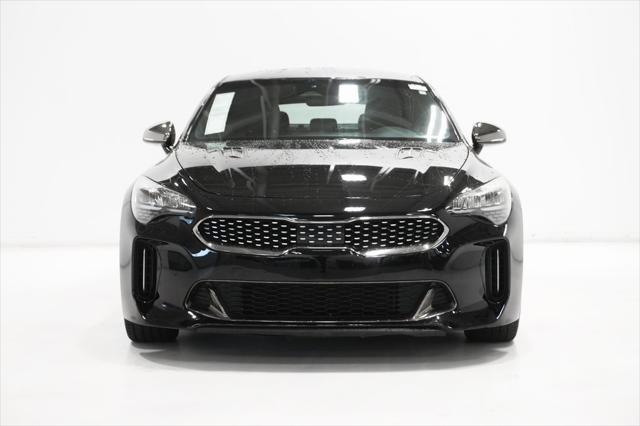 2022 kia stinger gt-line