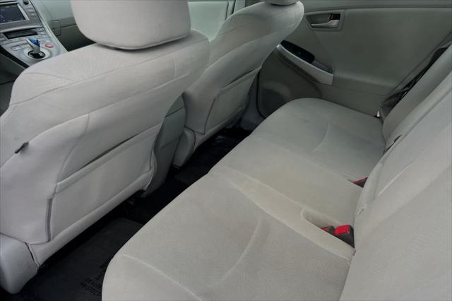 2013 toyota prius two