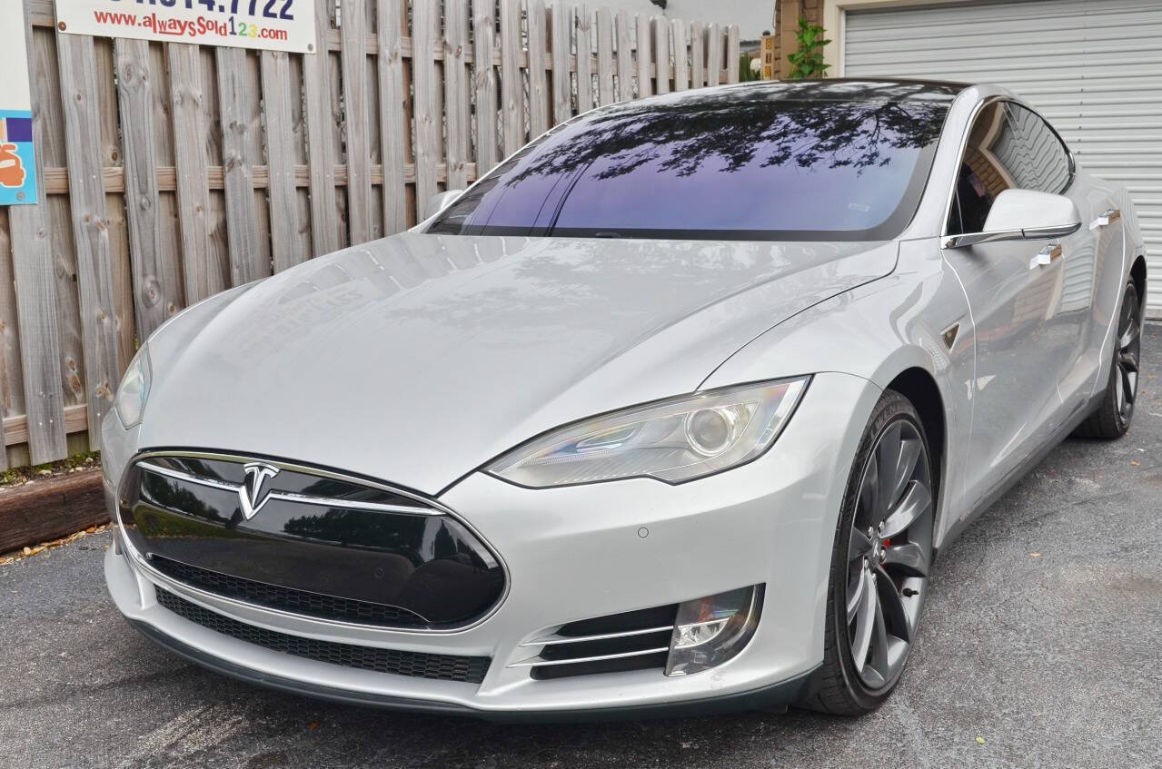2013 tesla model s performance 4dr liftback