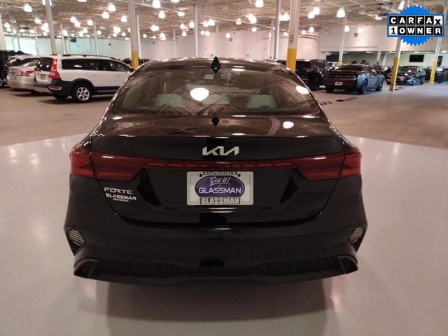 2023 kia forte lxs