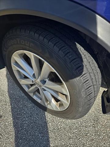 2018 nissan rogue sport sv