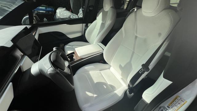 2022 tesla model x long range