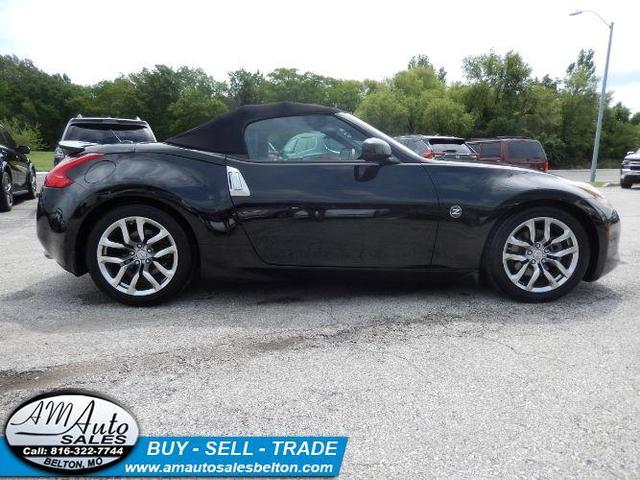 2010 nissan 370z touring