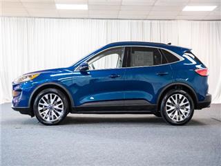 2020 Ford Escape titanium