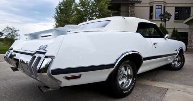 beautiful 1970 oldsmobile white convertible 442 w-30 4-speed tribute cutlass