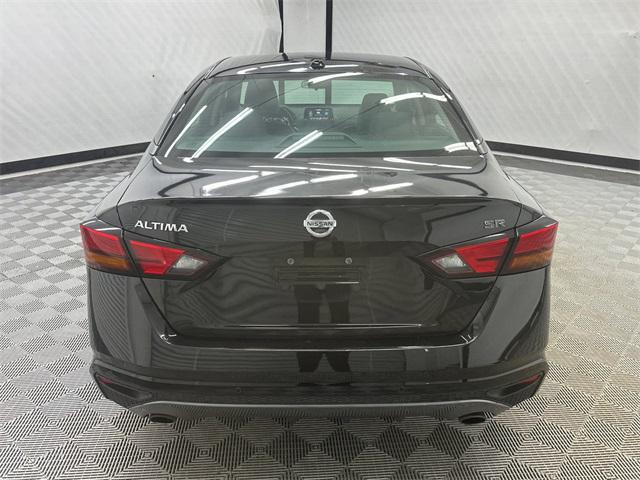 2022 nissan altima sr fwd