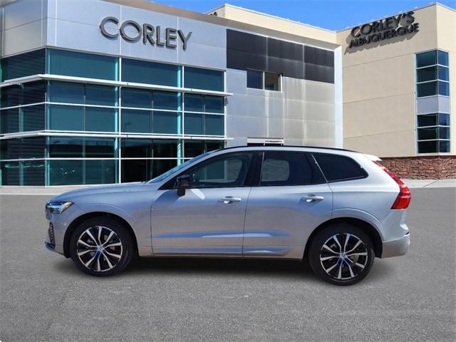 2024 volvo xc60 b5 plus dark