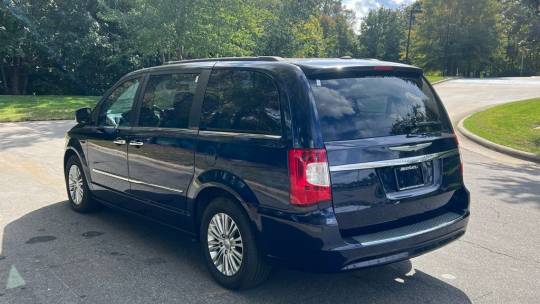 2016 Chrysler Town & Country