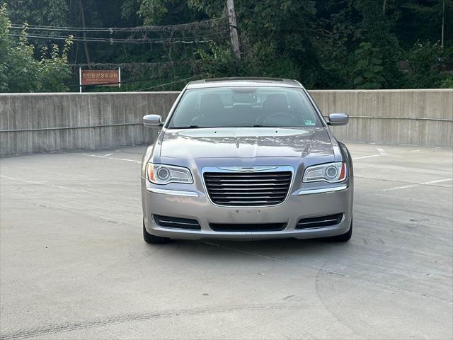 2014 chrysler 300 s
