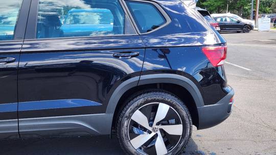 2024 Volkswagen Taos