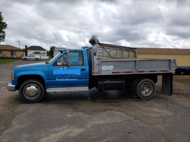 chevy chevrolet 3500 hd diesel flat bed dump truck body