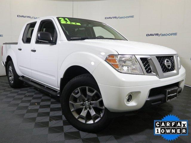 2021 nissan frontier sv
