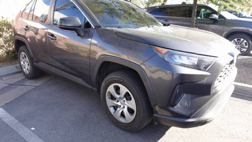 2019 toyota rav4 le