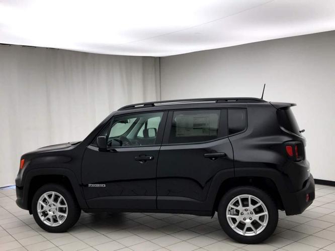 new 2019 jeep renegade 4wd latitude sheboygan, wi 53081 for sale in sheboygan, wisconsin