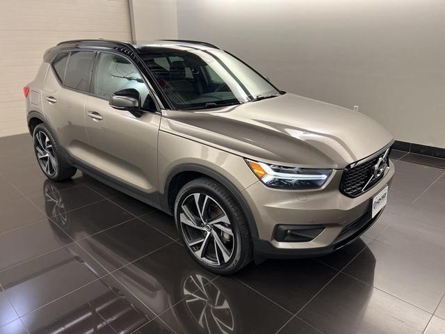 2022 volvo xc40 t5 r-design