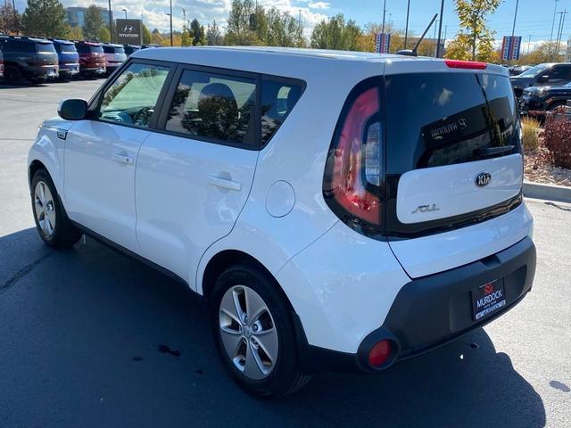 2015 kia soul base