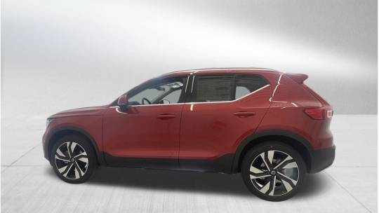 2024 Volvo XC40