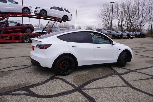 2022 tesla model y performance