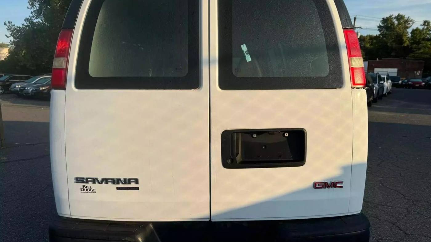2012 gmc savana 1500
