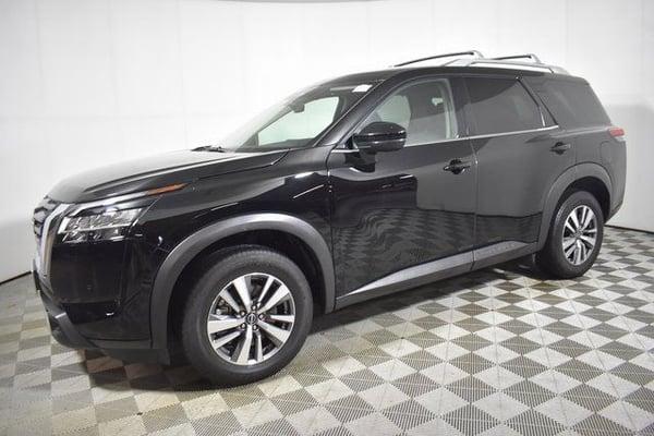 2023 nissan pathfinder in fairborn, ohio