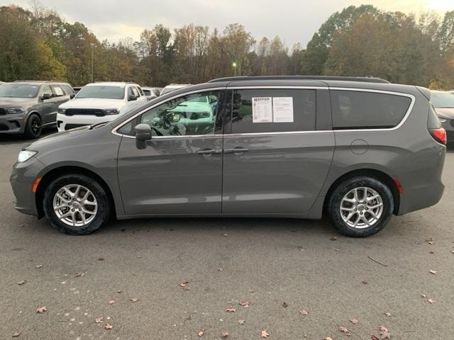 2022 chrysler pacifica touring-l
