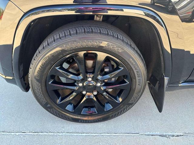 2019 jeep grand cherokee altitude