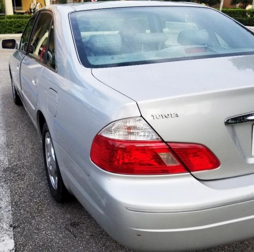 2004 toyota avalon xls in florida by owner