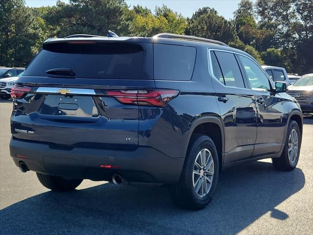 2022 chevrolet traverse lt leather