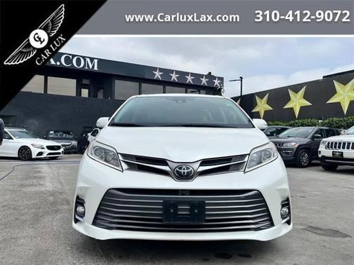 2018 toyota sienna