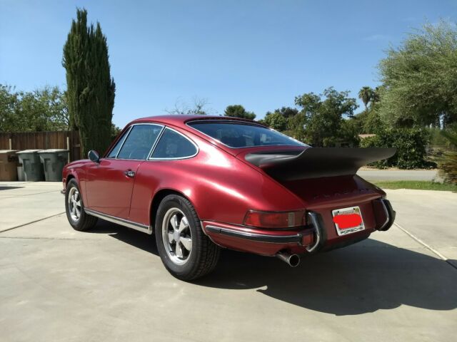 1969 porsche 911 t coupe with s trim
